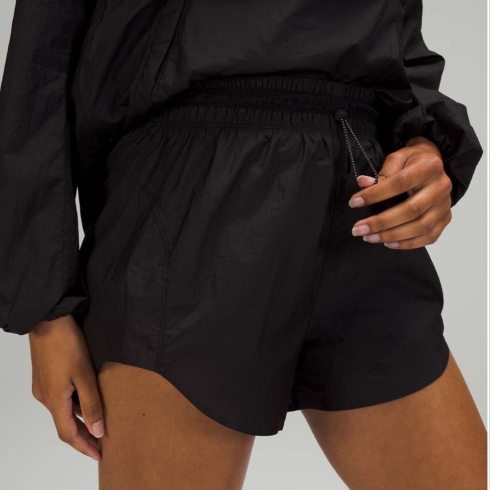 Lululemon Step Out High Rise Short 3" - Picture 8 of 8